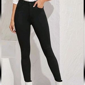 Black Skinny Pants